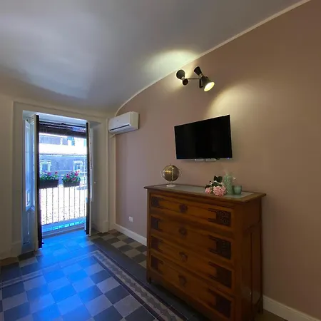 Dimora Dei Minoriti Bed & Breakfast Catania Exterior photo